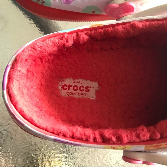 CROCS x SWEETHEARTS Clog 6 Jr's 7.5 Womens White Red Multi Limited Edition Lined - Picture 2 of 8